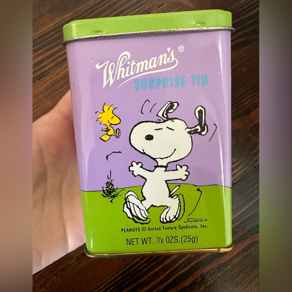 Whitmans Surprise Tin 🟢